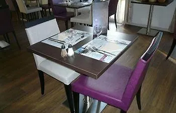 Design & Restaurant מלון 2*