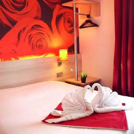 Design & Restaurant Ξενοδοχείο 2*