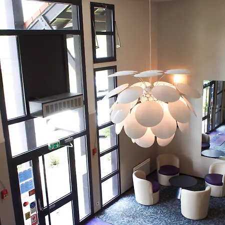 Design & Restaurant מלון 2*