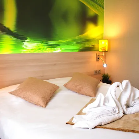 瑞思妥诺沙朗设计酒店 酒店 2*