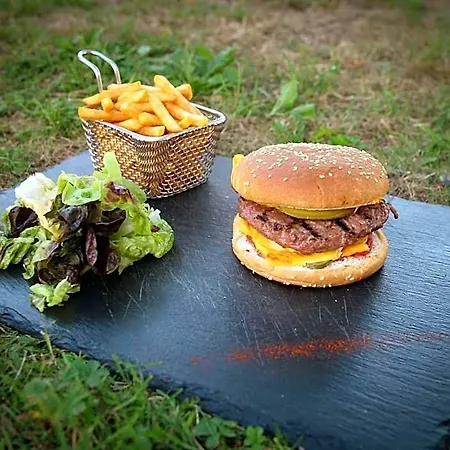 Design & Restaurant Hotel