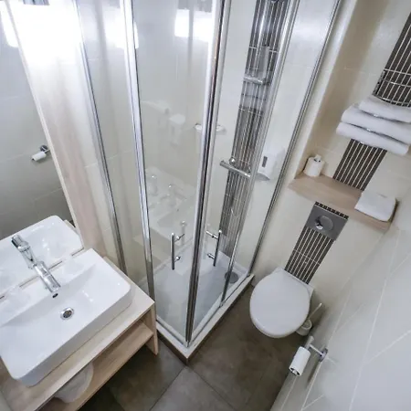 Design&restaurant Hotel 2*