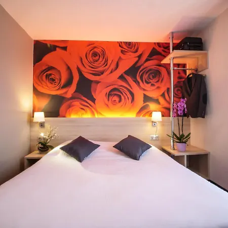 瑞思妥诺沙朗设计酒店 酒店 2*