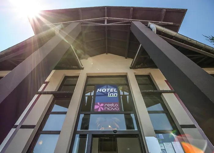 Design & Restaurant 2*